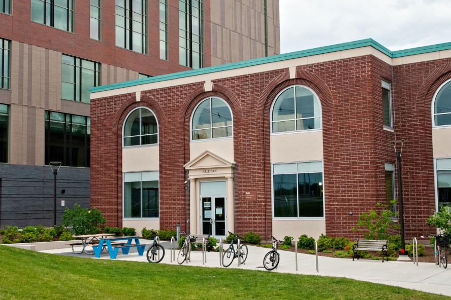 Halligan Hall, Tufts University