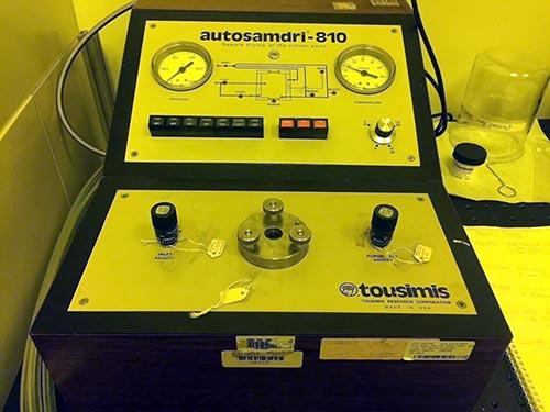Tousimis Model 810 AutoSamdri Critical Point Dryer (CPD)